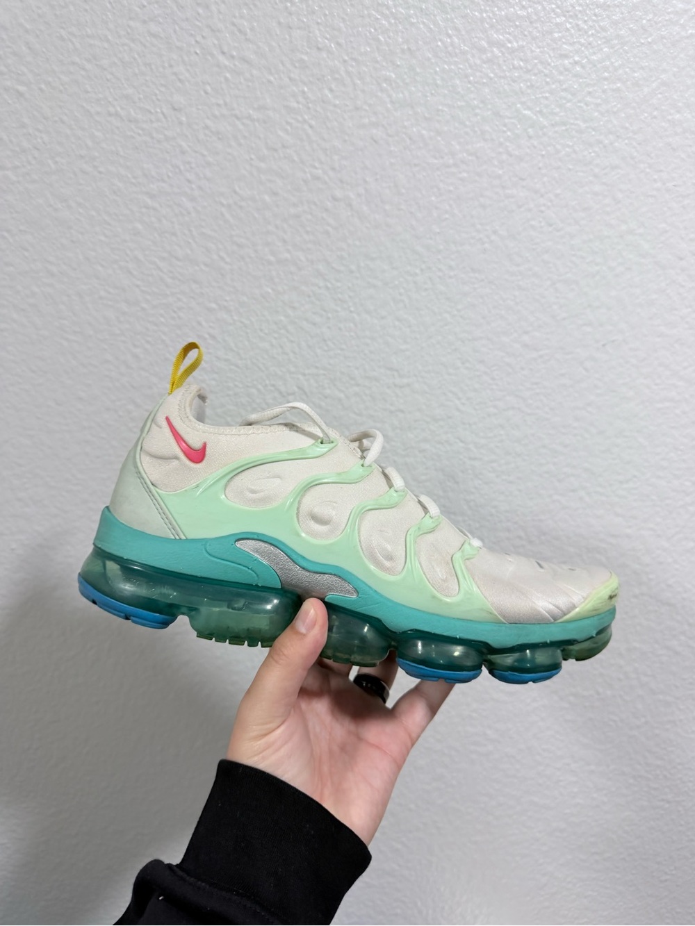 Nike Men's Air VaporMax Plus White Mint Teal Pink